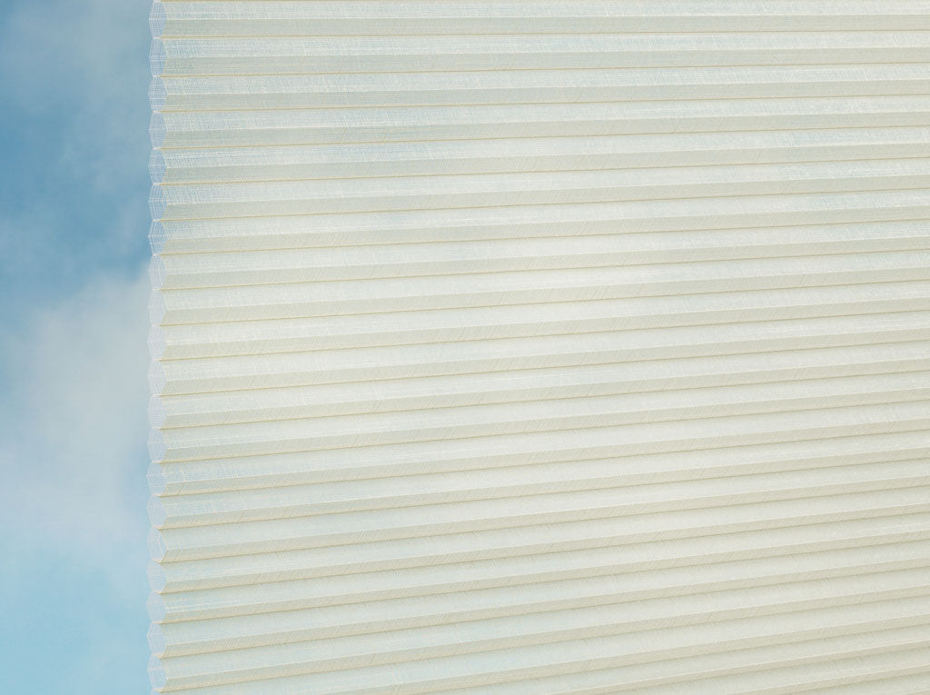 DUETTE® Fixé Batiste Sheer (4.9312) Creme