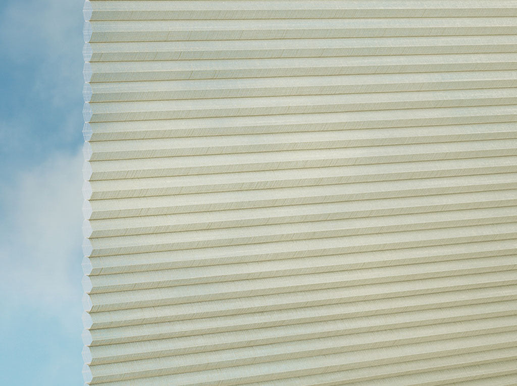 DUETTE® Fixé Batiste Sheer (4.9331) Beige